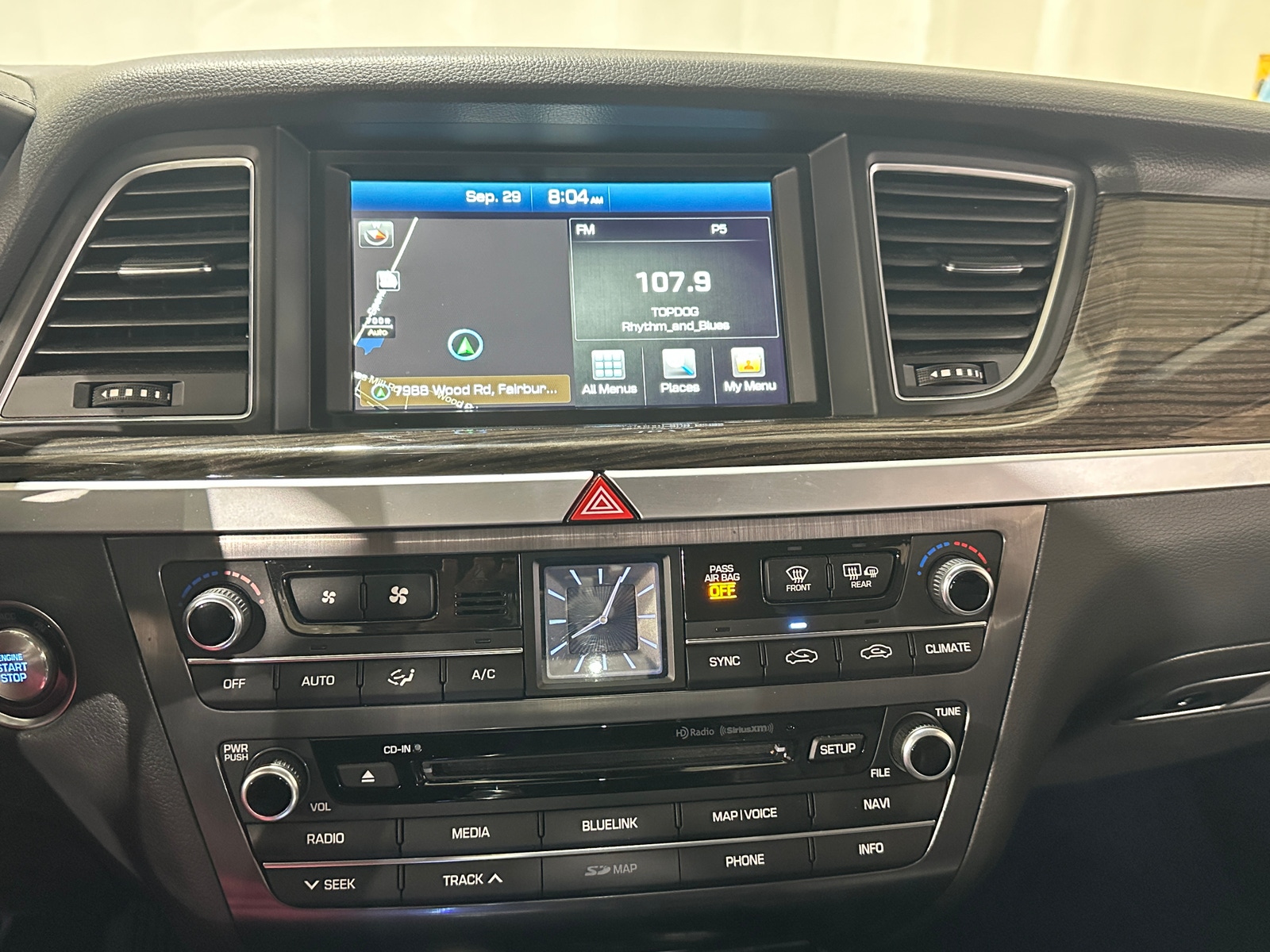Thumbnail: 2015 Hyundai Genesis - 3