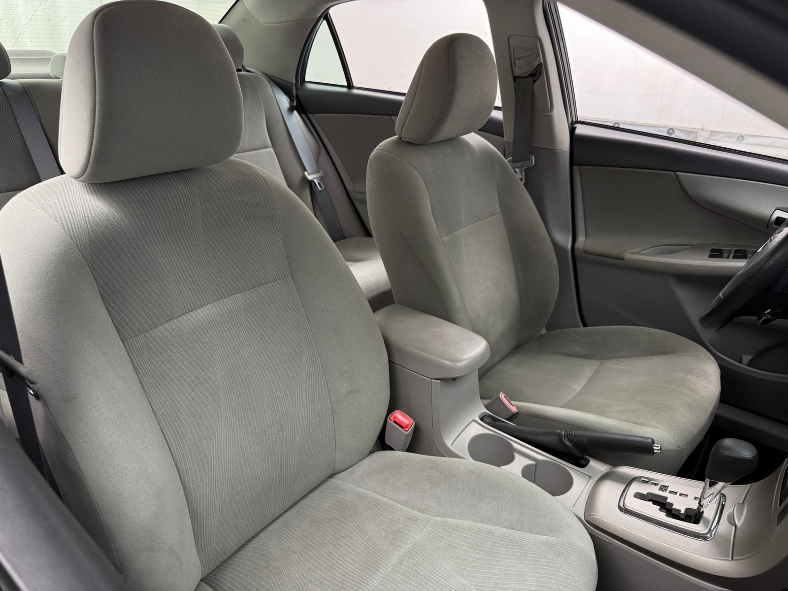 Thumbnail: 2012 Toyota Corolla - 2