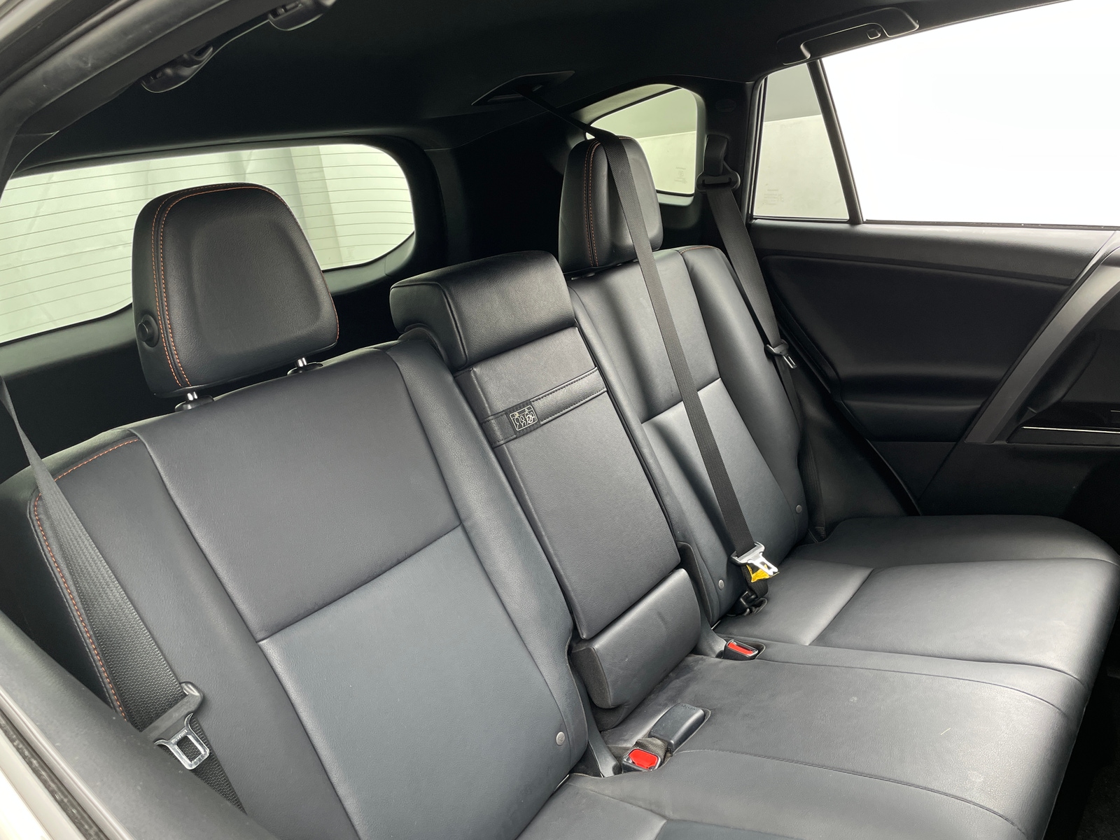 Thumbnail: 2018 Toyota RAV4 - 5