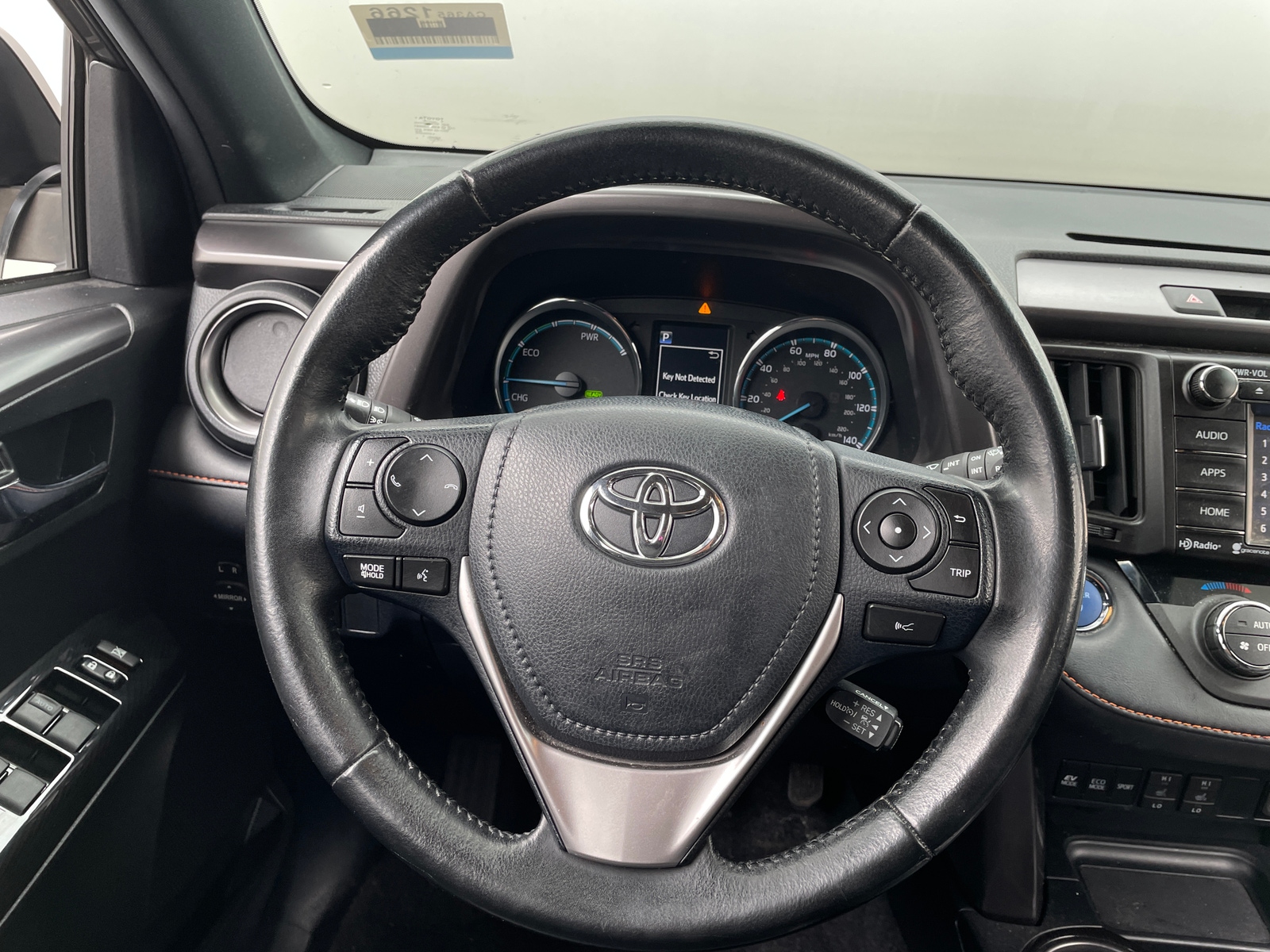 Thumbnail: 2018 Toyota RAV4 - 4