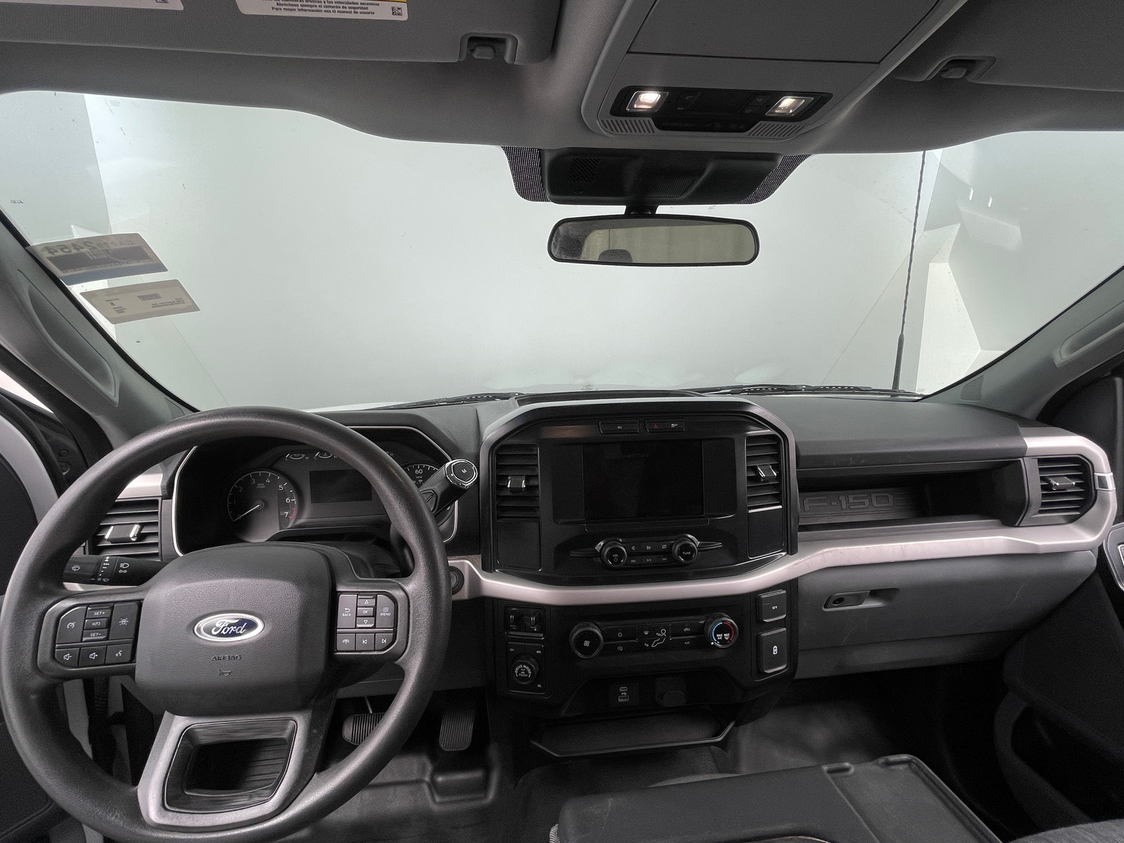 Thumbnail: 2022 Ford Econoline - 3