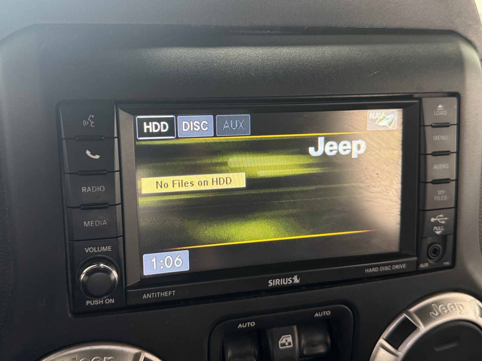 Thumbnail: 2015 Jeep Wrangler - 3