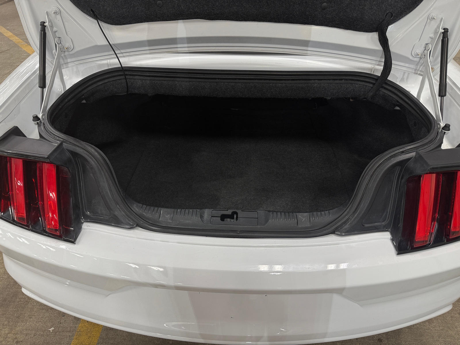 Thumbnail: 2015 Ford Mustang - 7