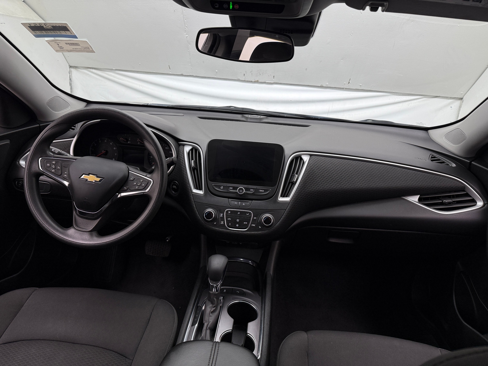 Thumbnail: 2023 Chevrolet Malibu - 3