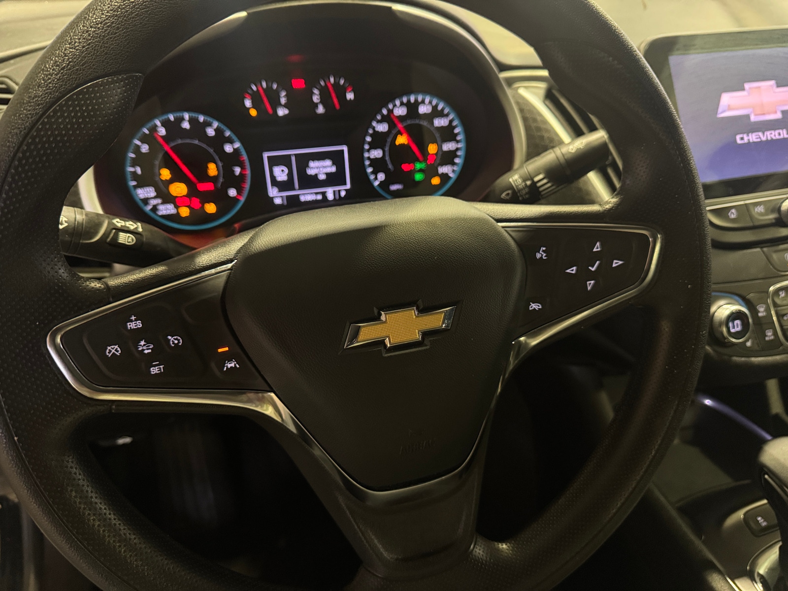 Thumbnail: 2023 Chevrolet Malibu - 5