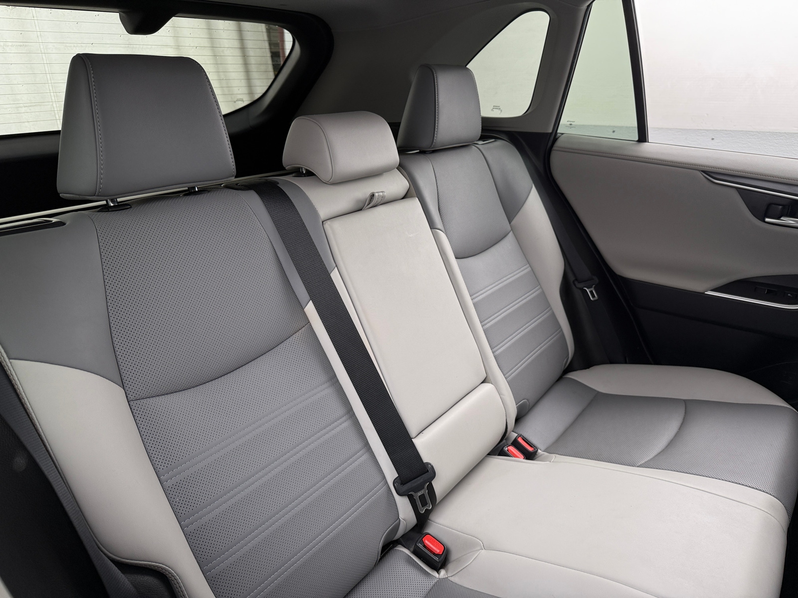 Thumbnail: 2021 Toyota RAV4 - 5