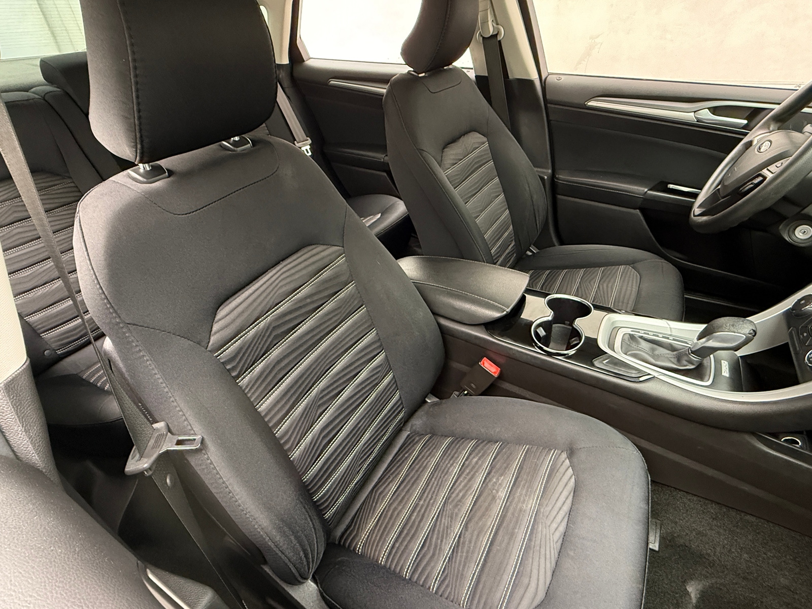Thumbnail: 2016 Ford Fusion - 2