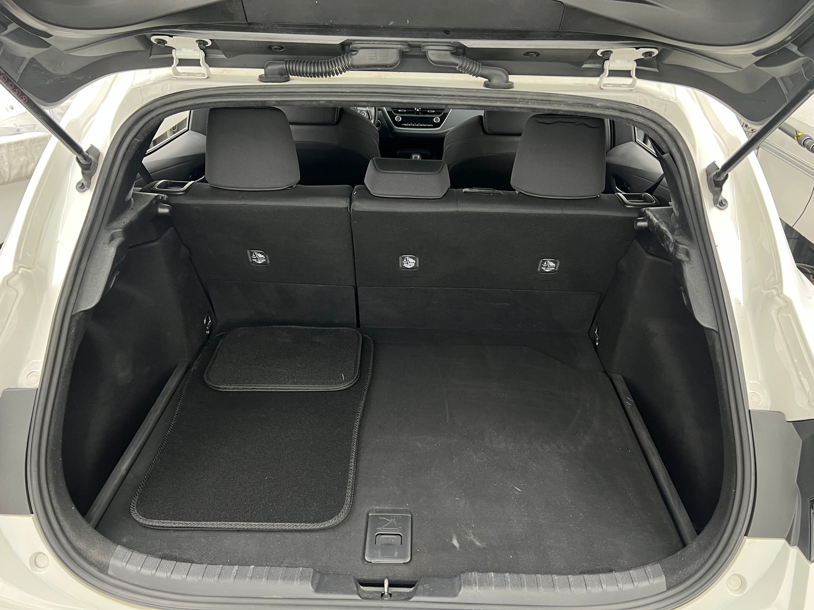 Thumbnail: 2024 Toyota Corolla - 7