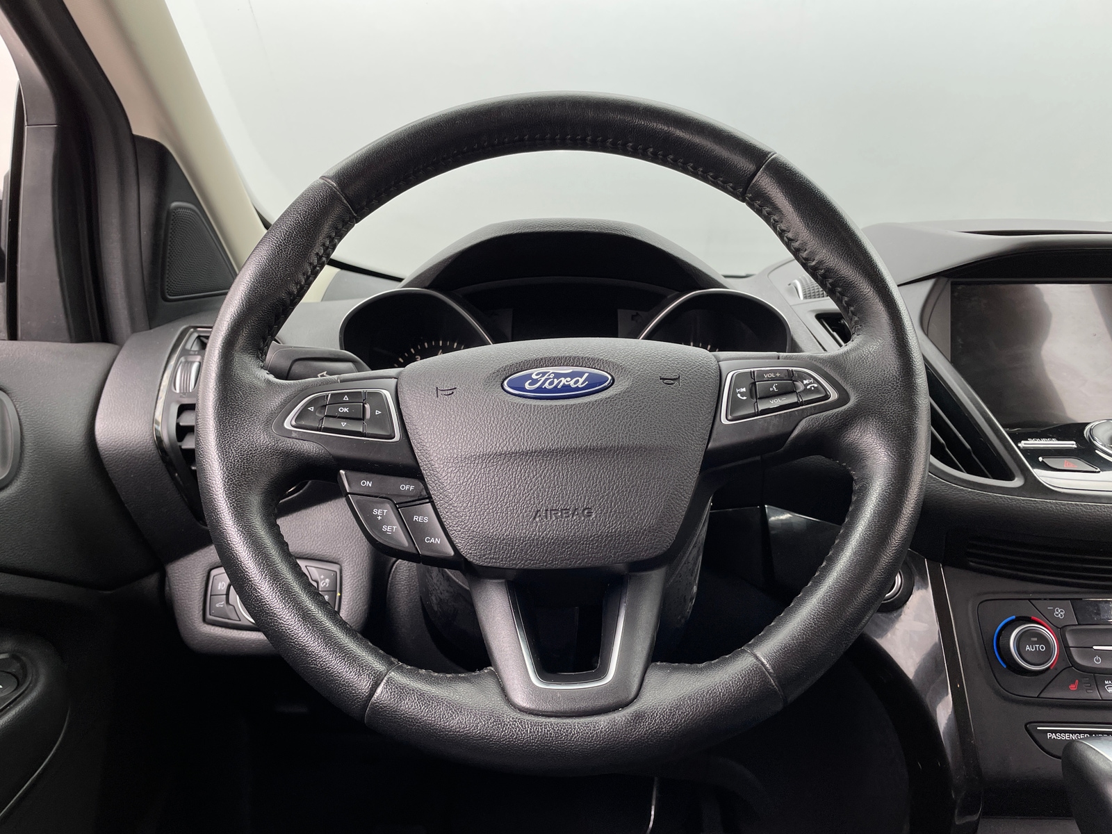 Thumbnail: 2018 Ford Escape - 4