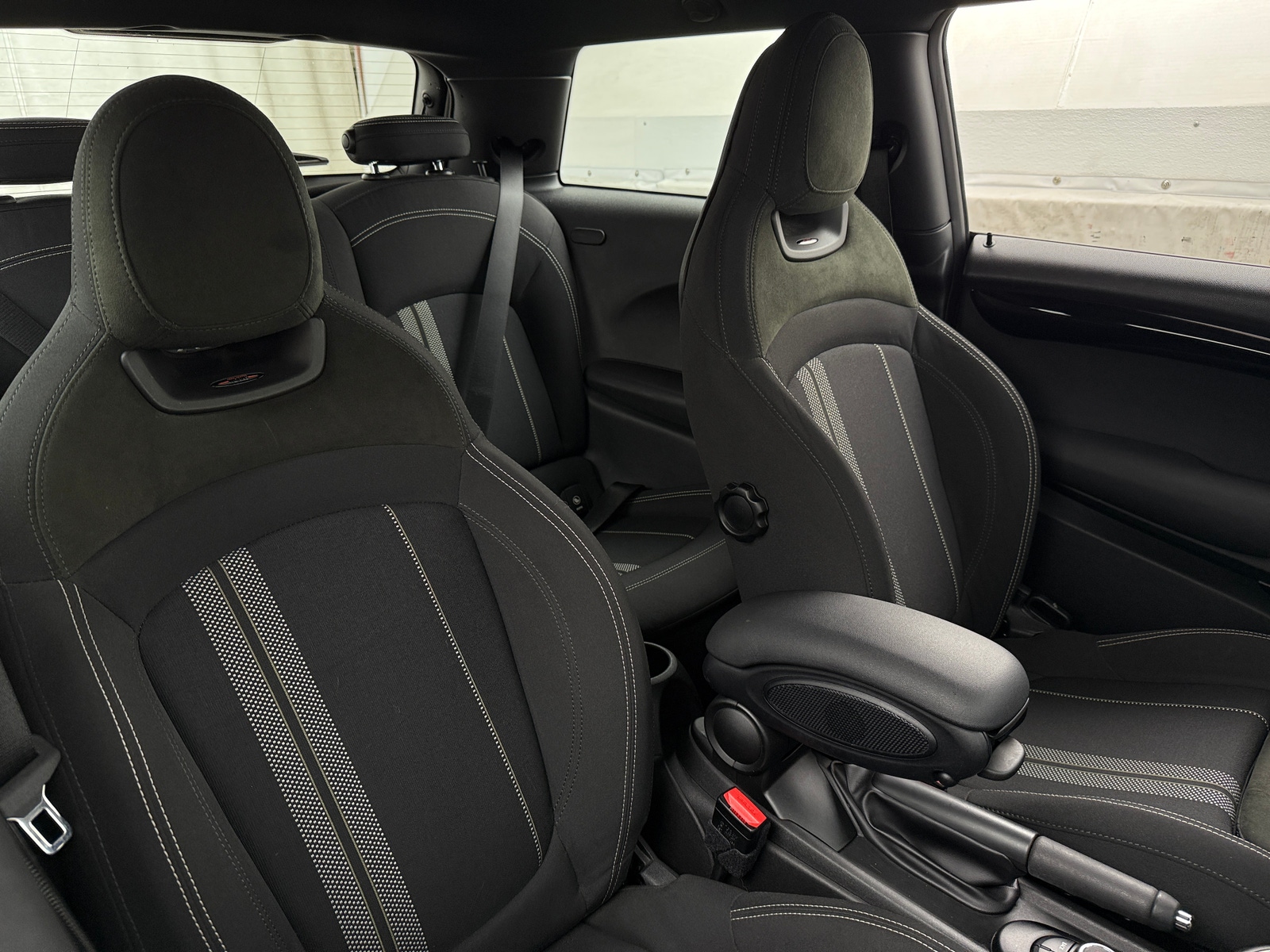Thumbnail: 2017 MINI Cooper Hardtop - 2