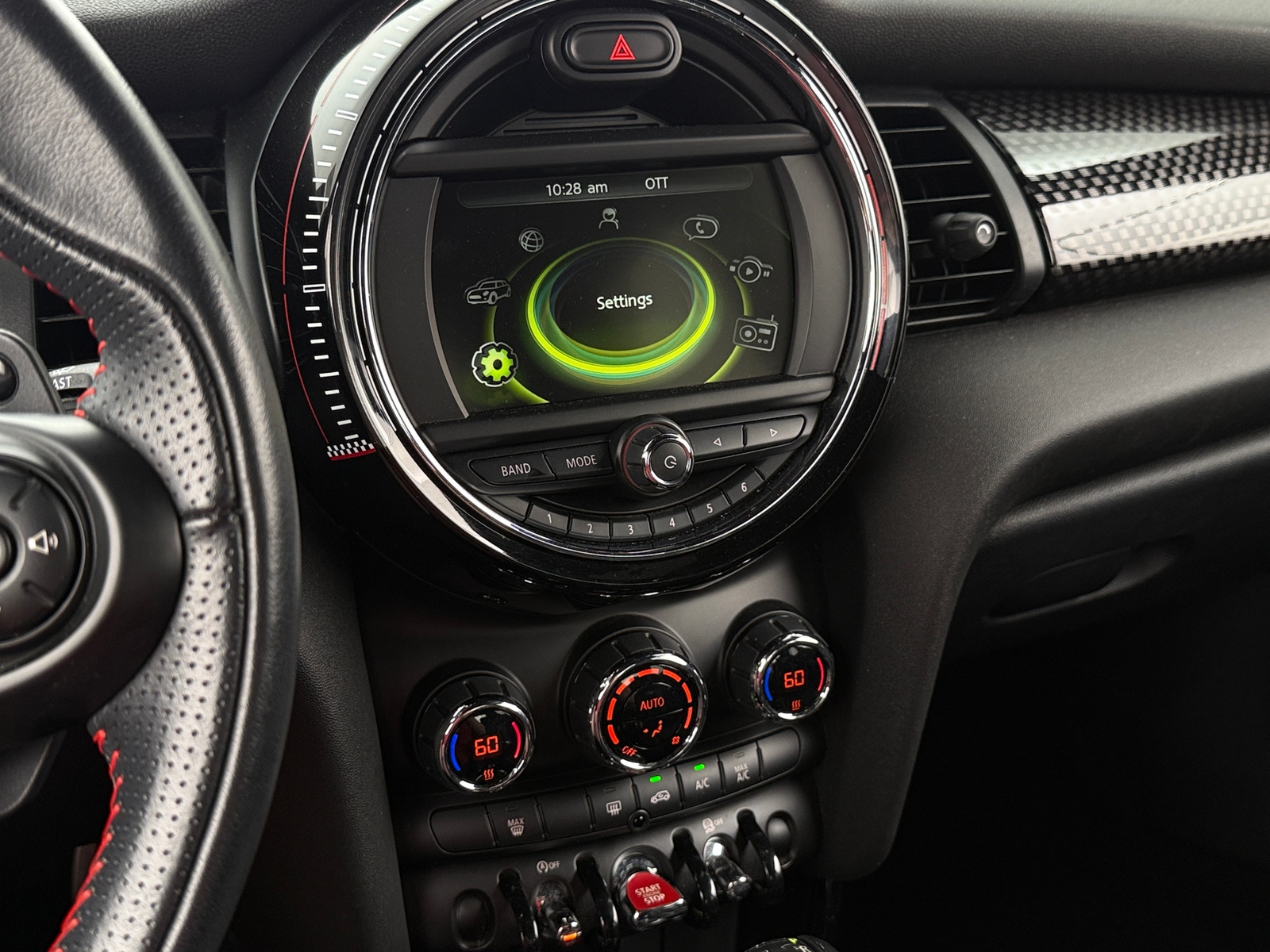 Thumbnail: 2017 MINI Cooper Hardtop - 3