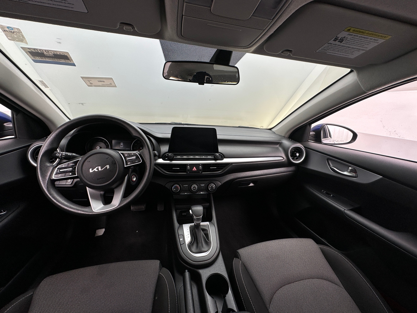 Thumbnail: 2024 Kia Forte - 3