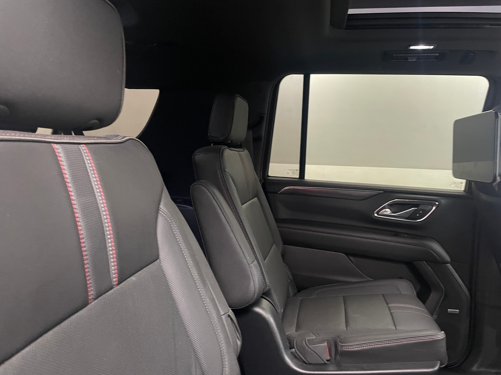 Thumbnail: 2021 Chevrolet Suburban - 5