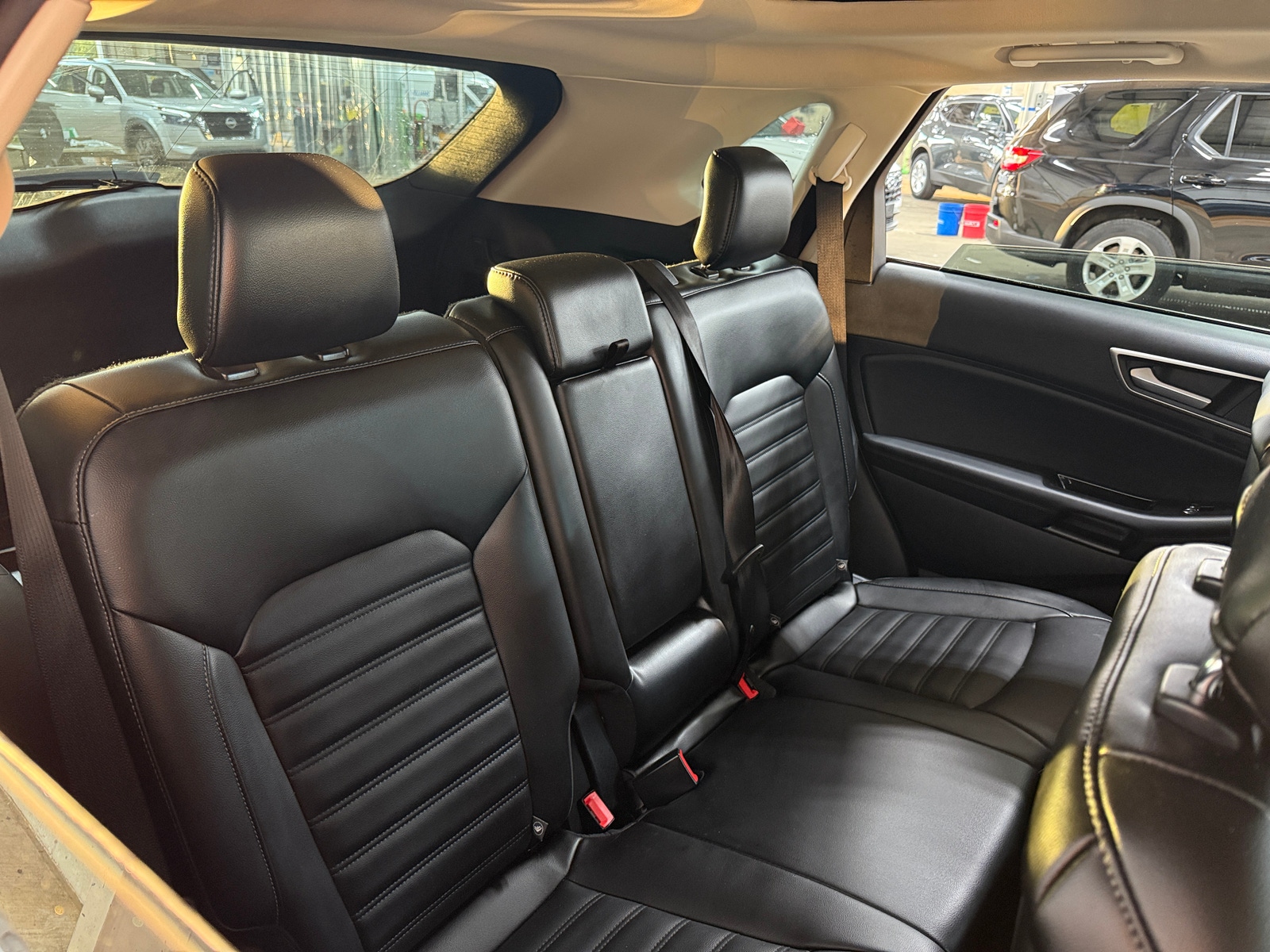 Thumbnail: 2019 Ford Edge - 5