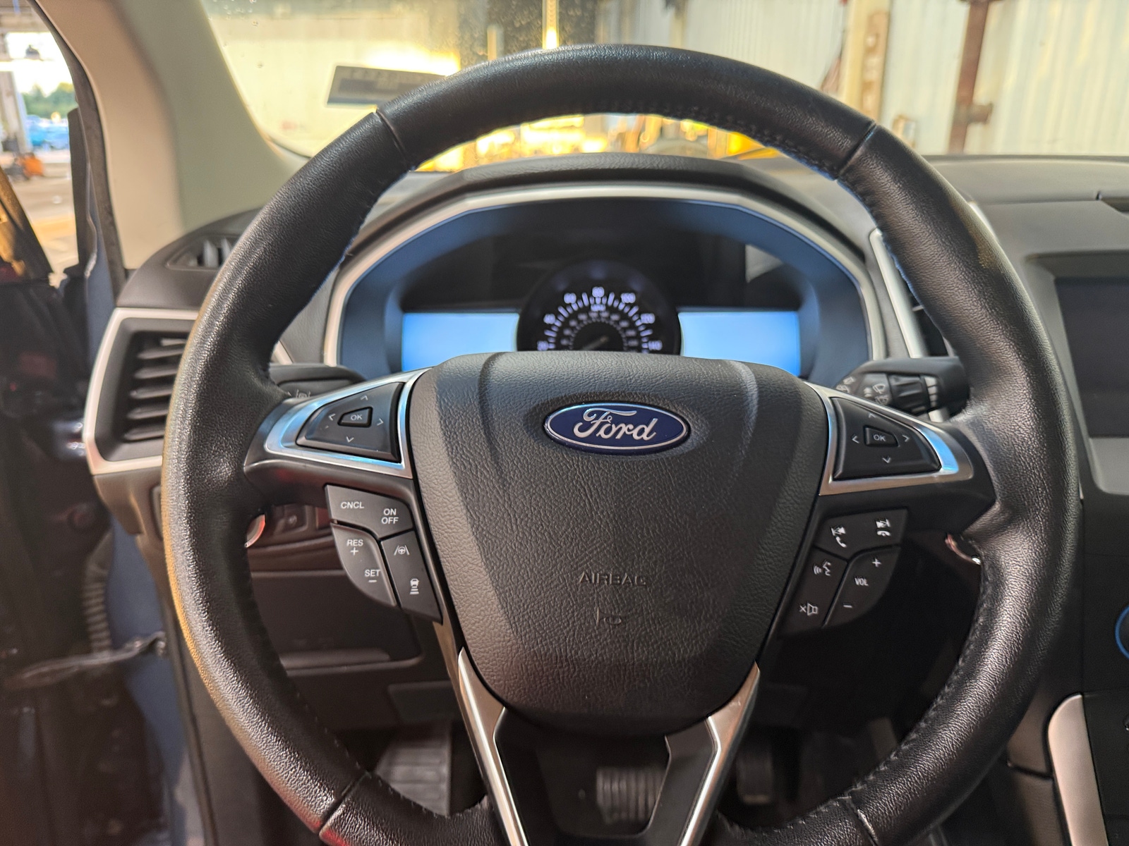 Thumbnail: 2019 Ford Edge - 4