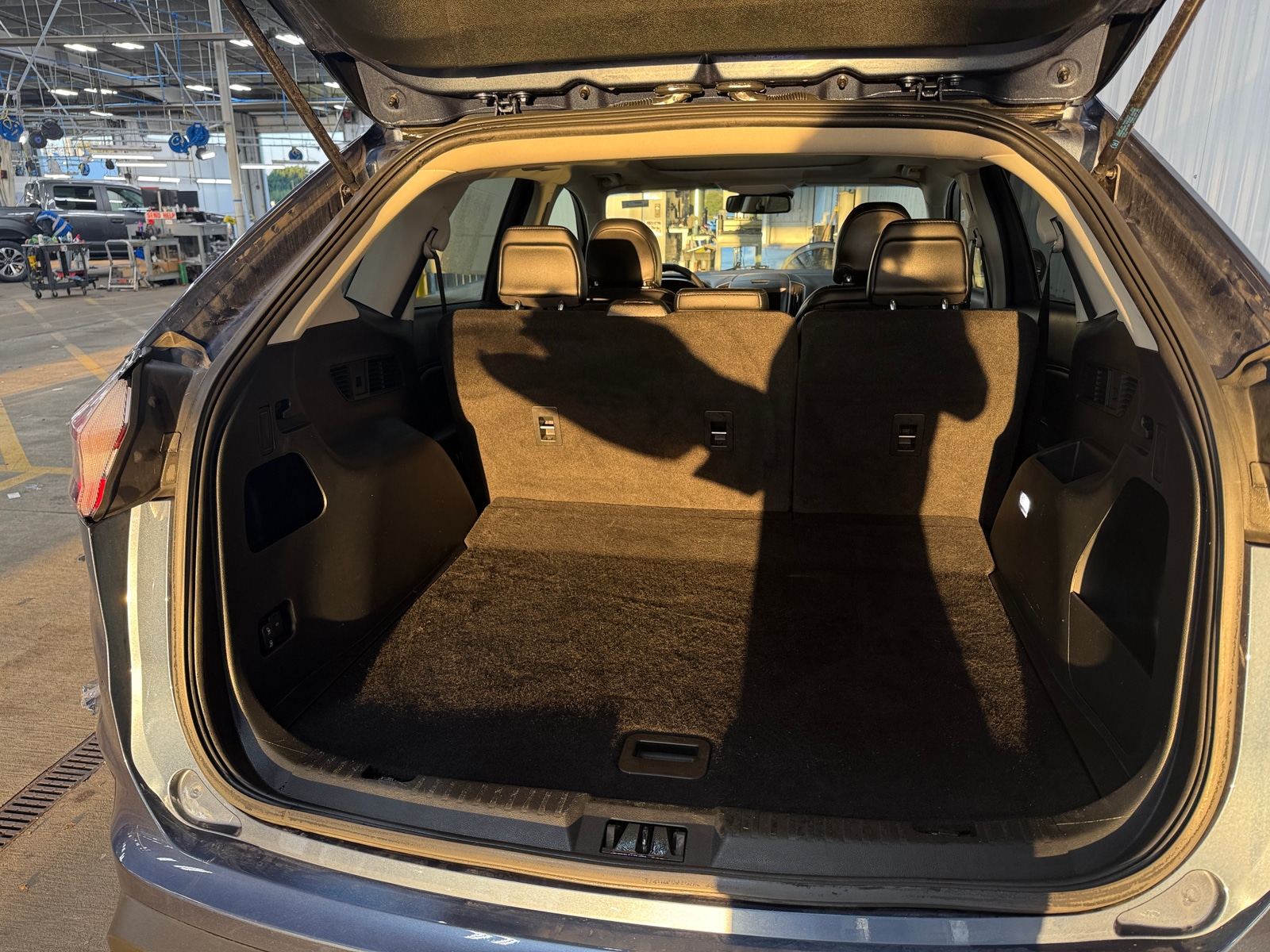 Thumbnail: 2019 Ford Edge - 6