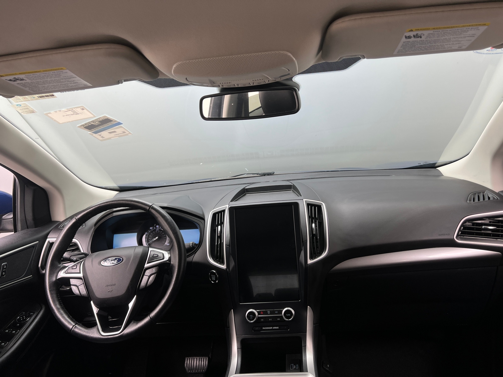 Thumbnail: 2023 Ford Edge - 2