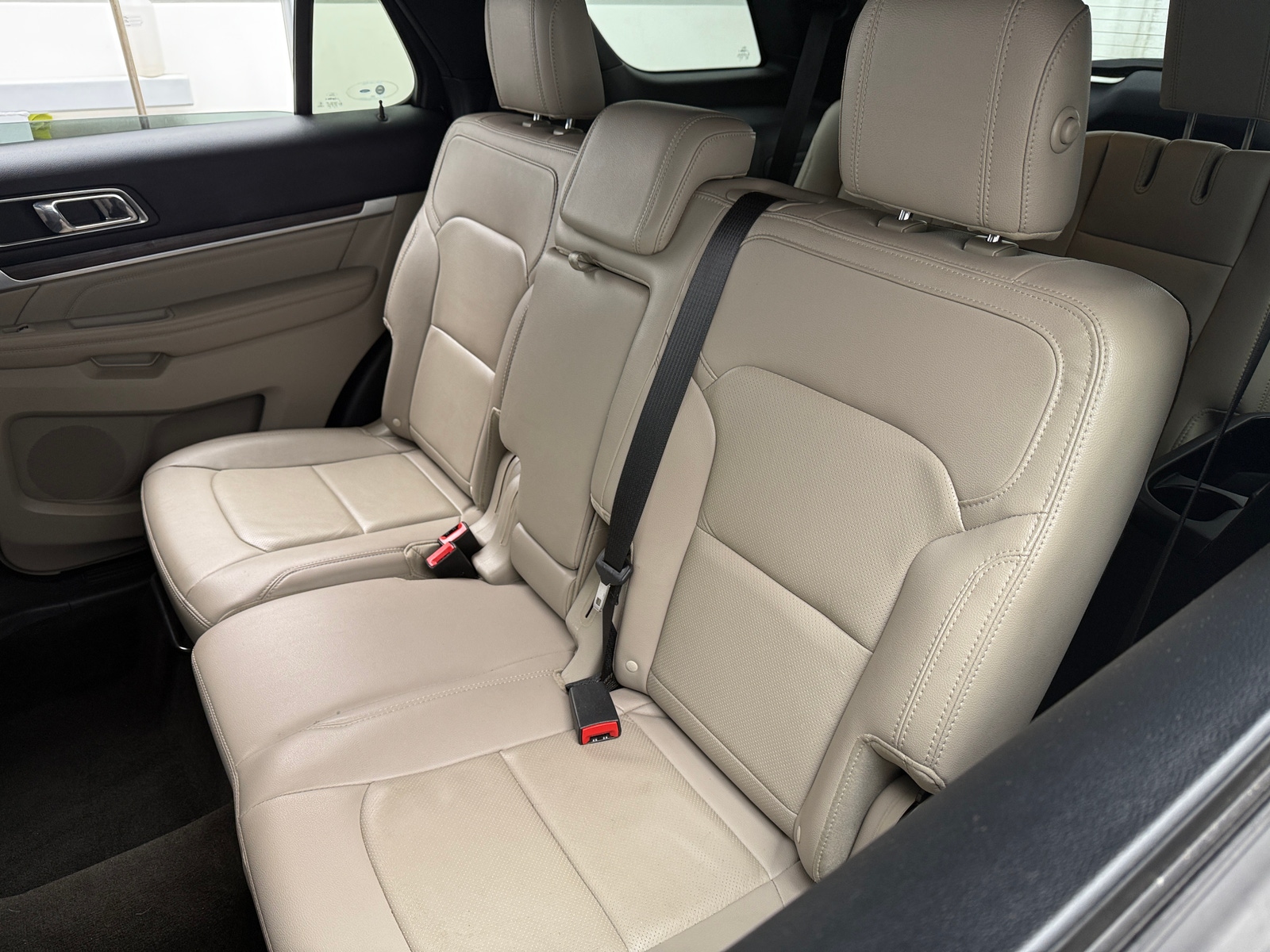 Thumbnail: 2018 Ford Explorer - 5