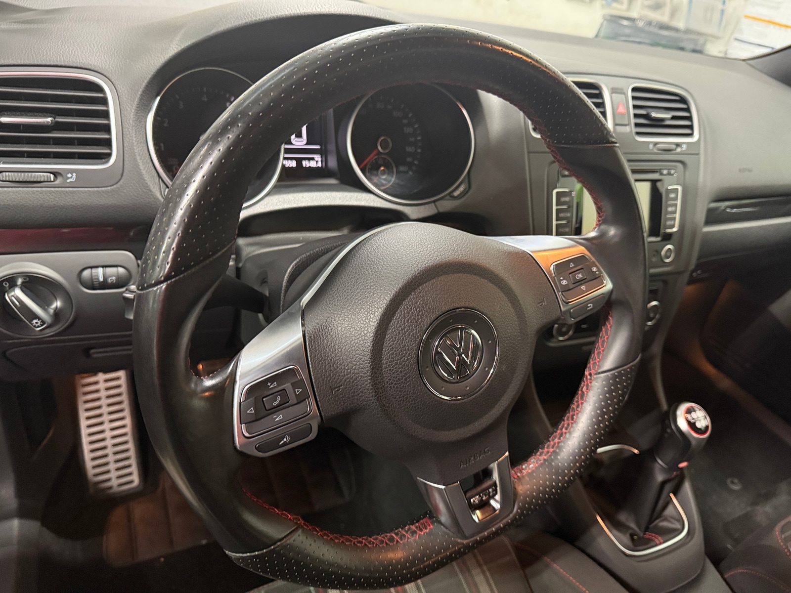 Thumbnail: 2013 Volkswagen Golf - 5