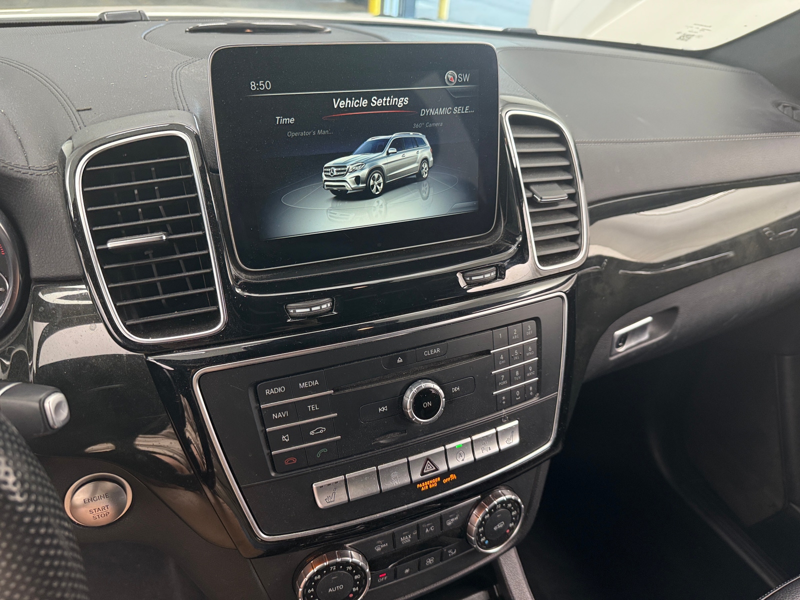 Thumbnail: 2018 Mercedes-Benz GLS - 3