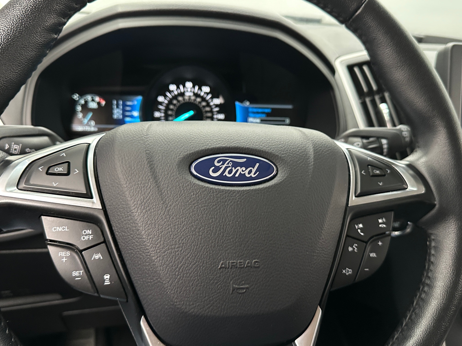 Thumbnail: 2024 Ford Edge - 4