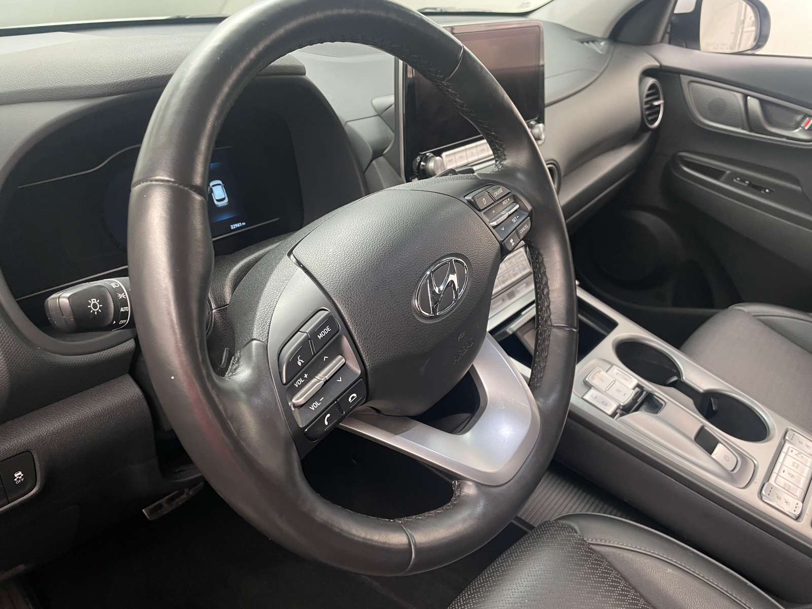 Thumbnail: 2021 Hyundai Kona - 4