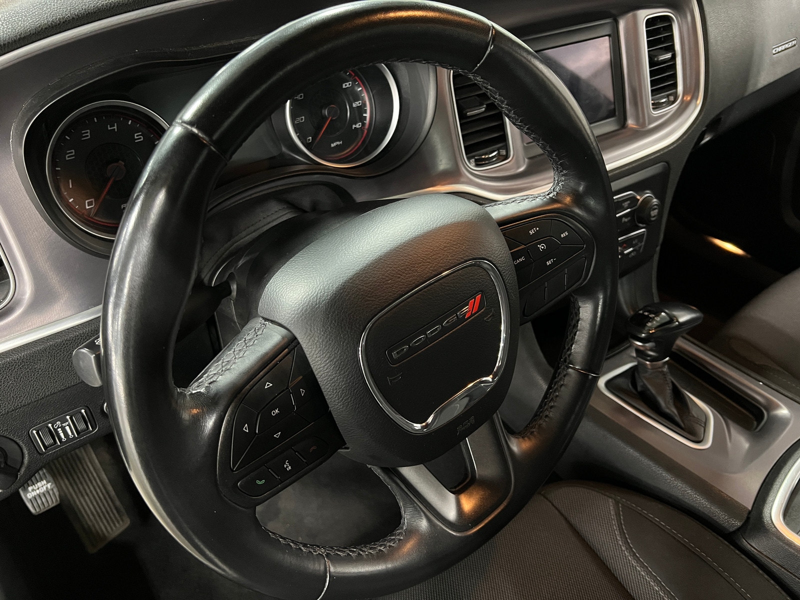 Thumbnail: 2022 Dodge Charger - 5