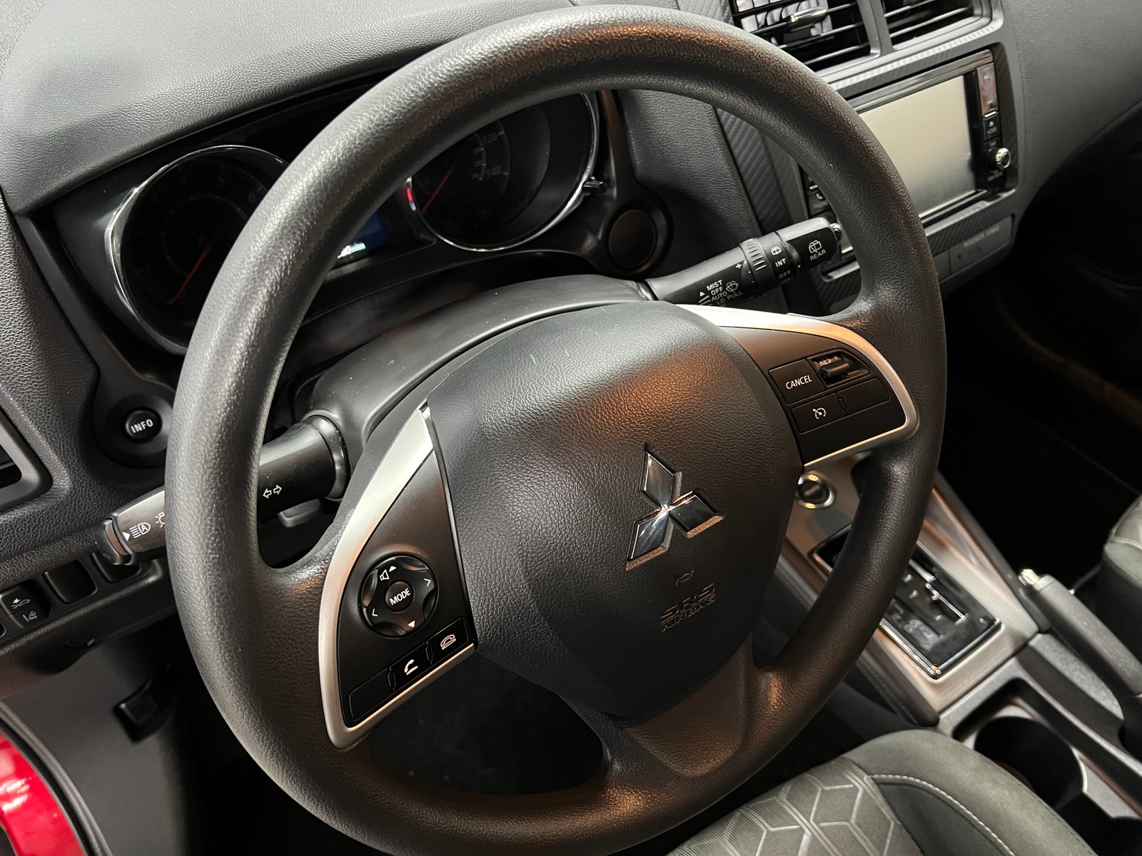 Thumbnail: 2024 Mitsubishi Outlander Sport - 5