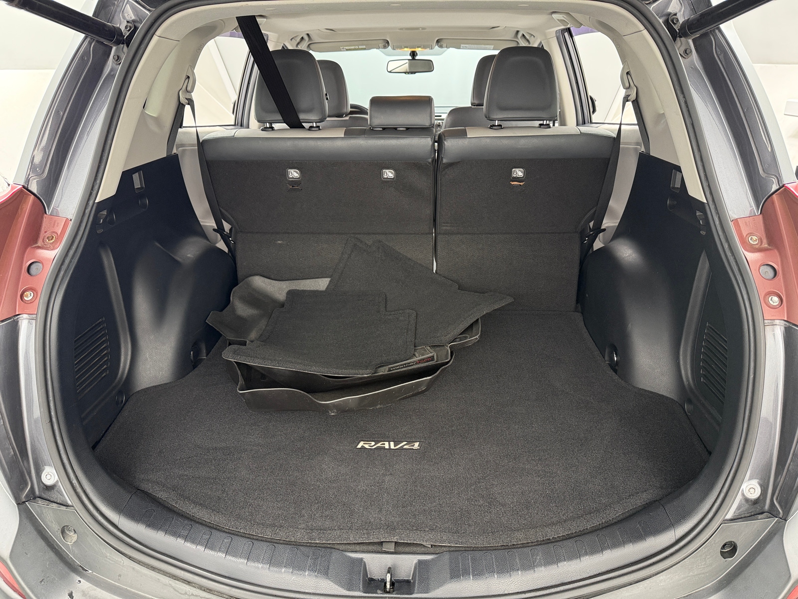 Thumbnail: 2013 Toyota RAV4 - 6