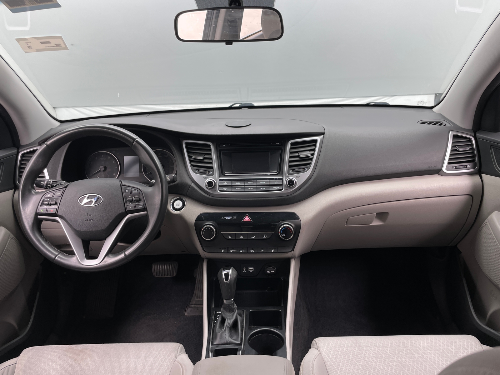 Thumbnail: 2017 Hyundai Tucson - 3