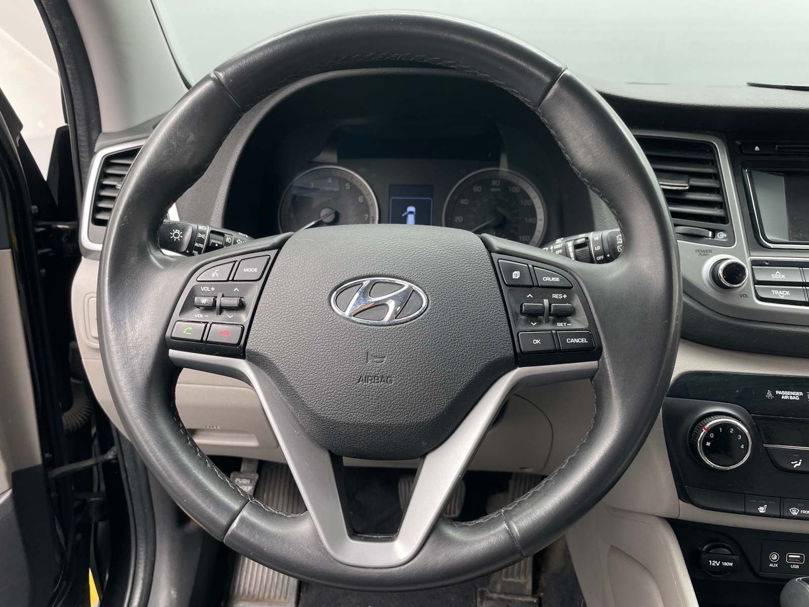 Thumbnail: 2017 Hyundai Tucson - 5