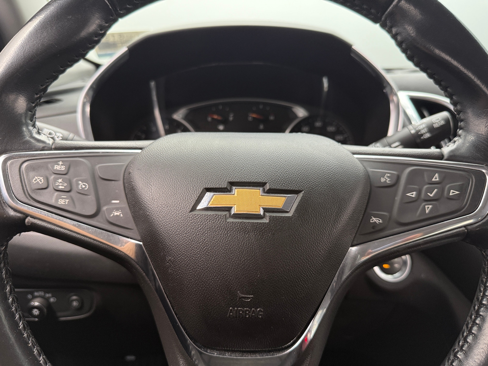 Thumbnail: 2020 Chevrolet Equinox - 5