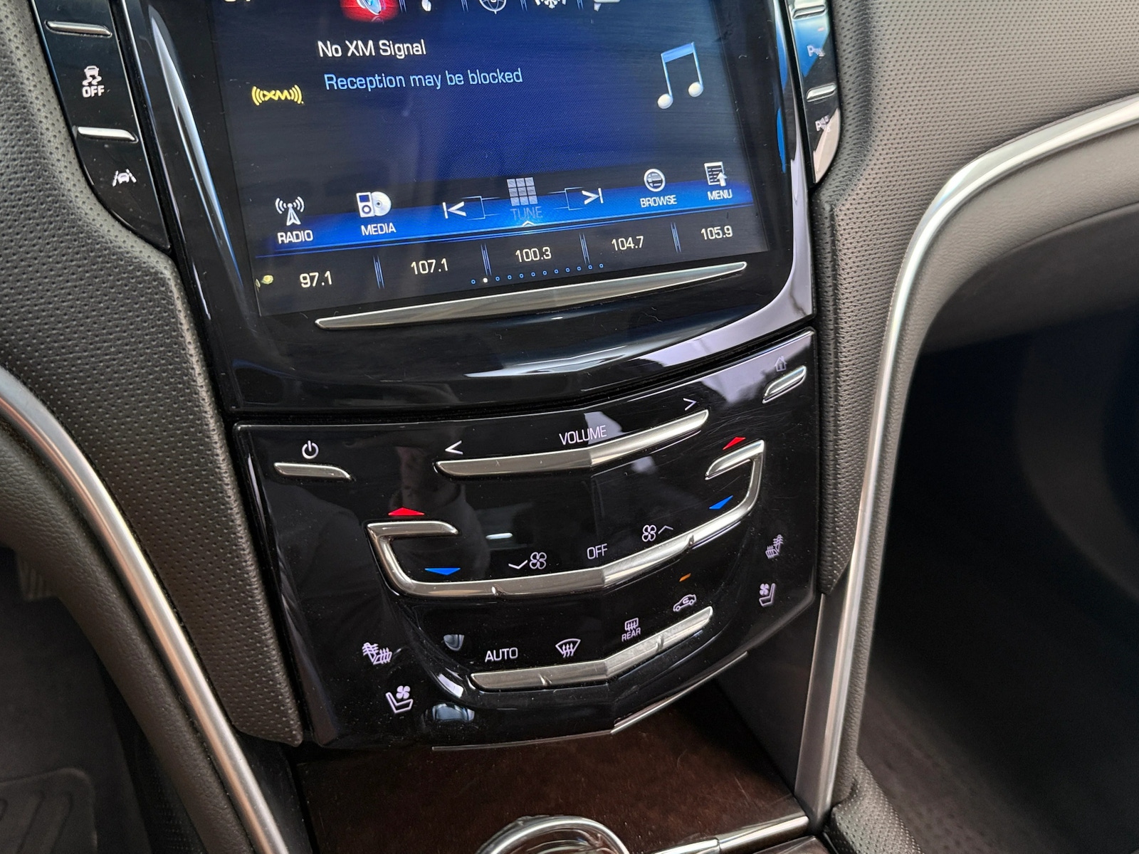 Thumbnail: 2016 Cadillac XTS - 3