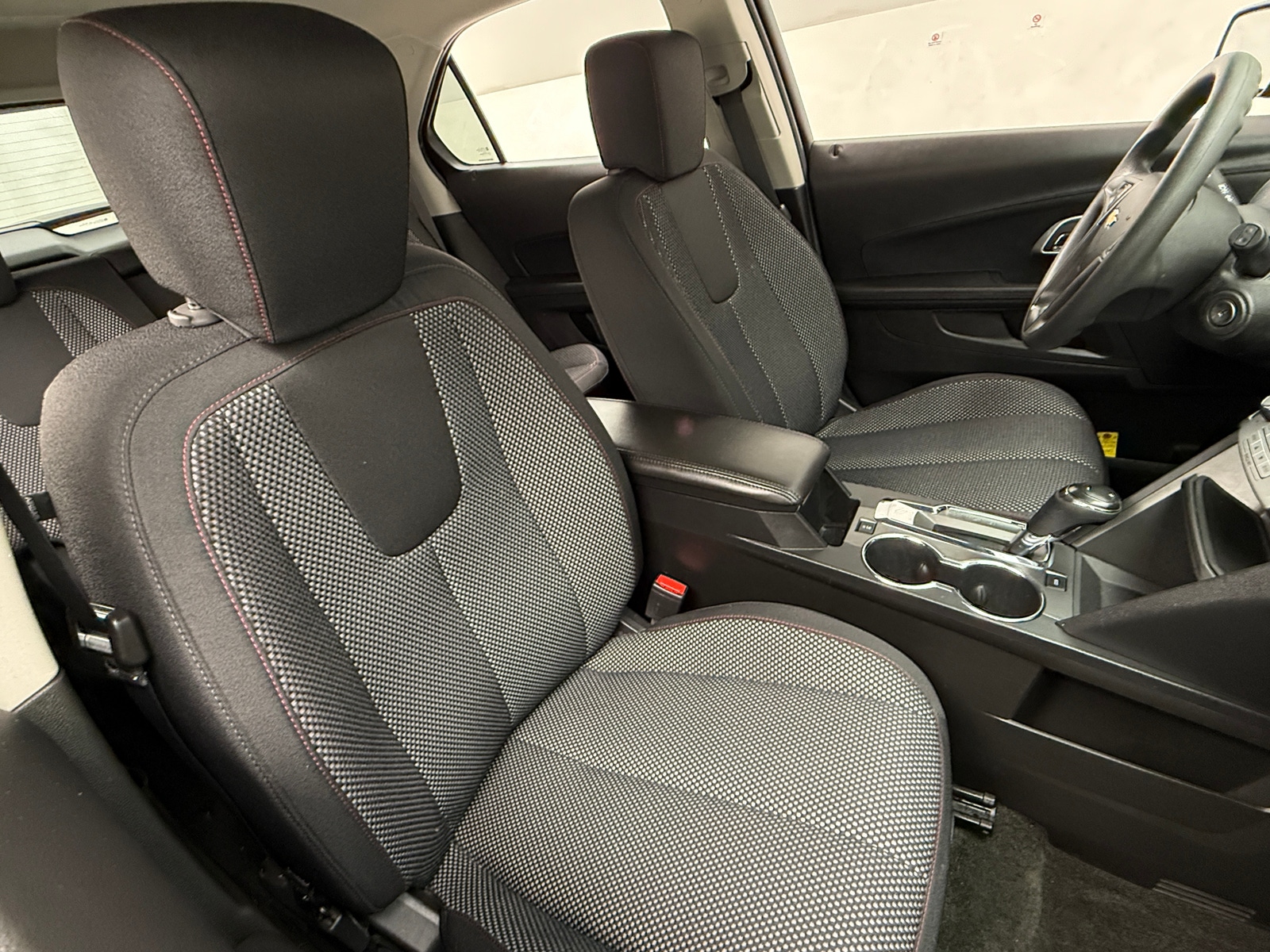 Thumbnail: 2017 Chevrolet Equinox - 2