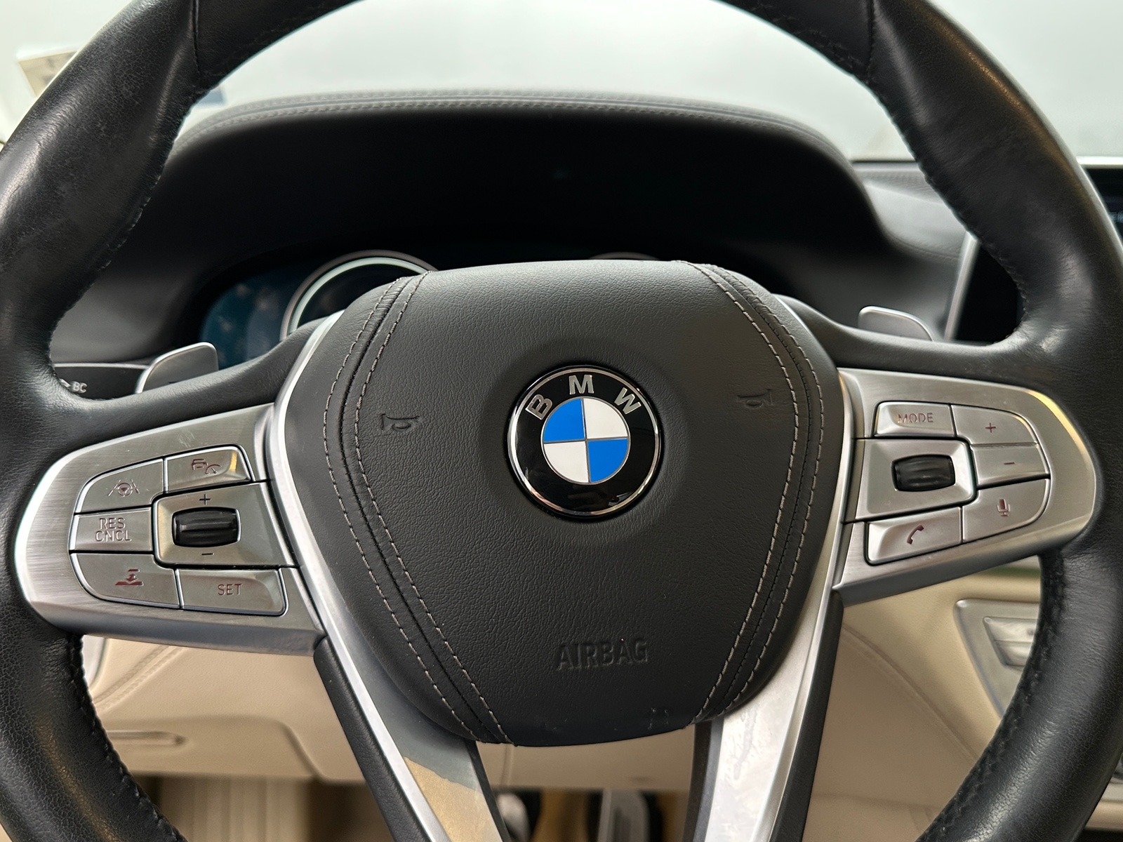 Thumbnail: 2016 BMW 7 Series - 4