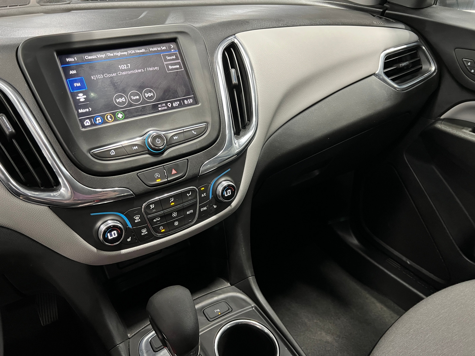 Thumbnail: 2023 Chevrolet Equinox - 4