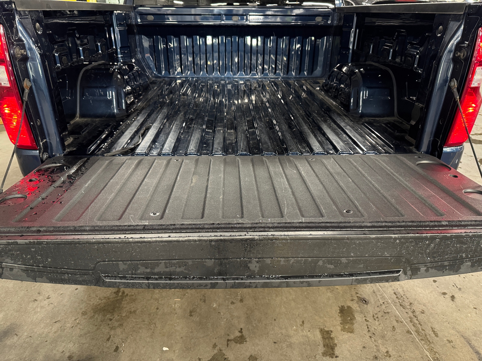 Thumbnail: 2023 Chevrolet Silverado 1500 - 7