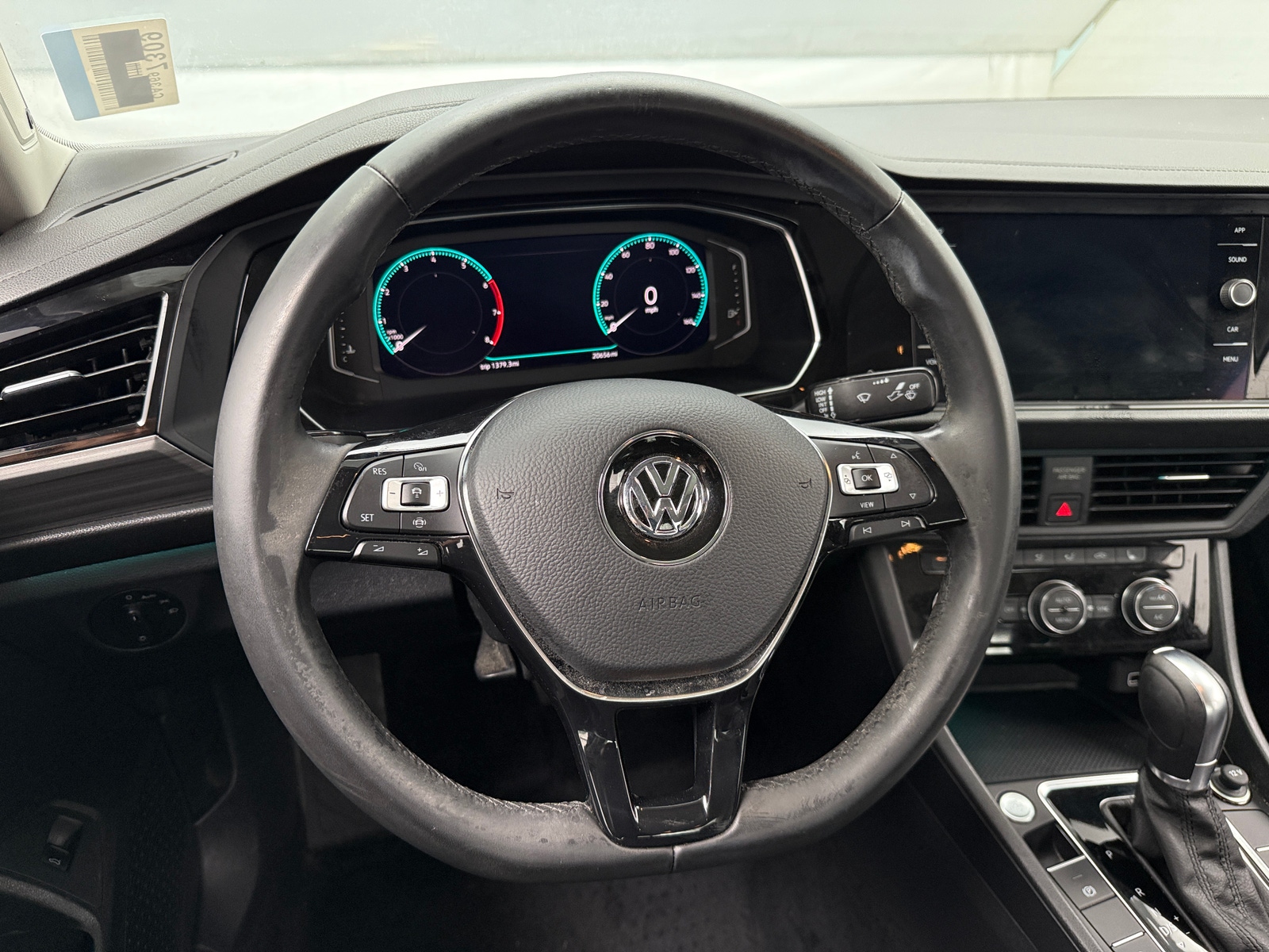 Thumbnail: 2019 Volkswagen Jetta - 4