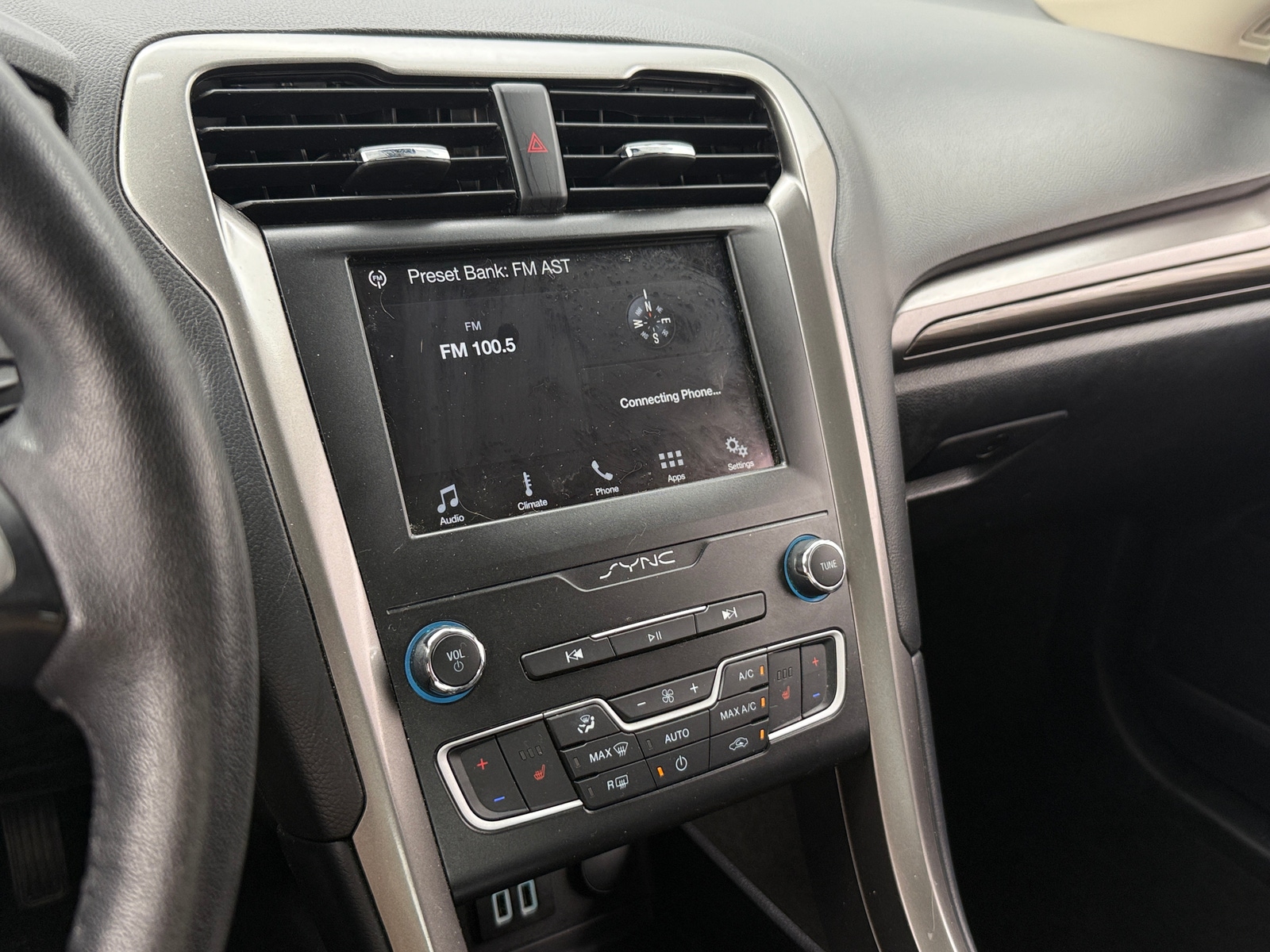 Thumbnail: 2019 Ford Fusion - 3