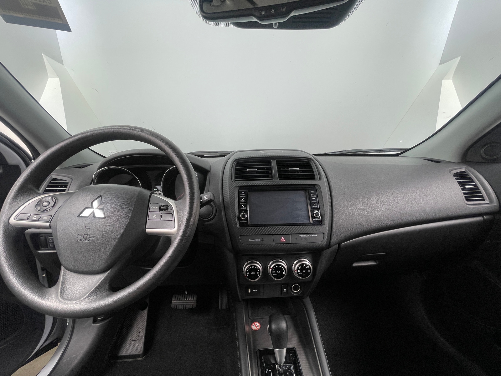 Thumbnail: 2024 Mitsubishi Outlander Sport - 3