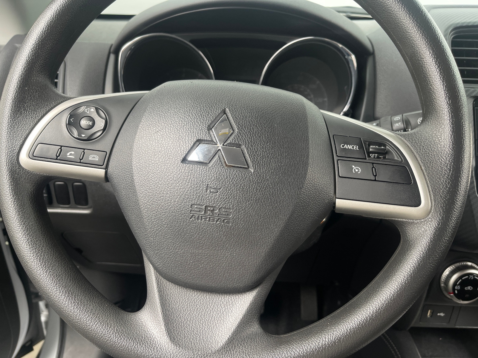 Thumbnail: 2024 Mitsubishi Outlander Sport - 5