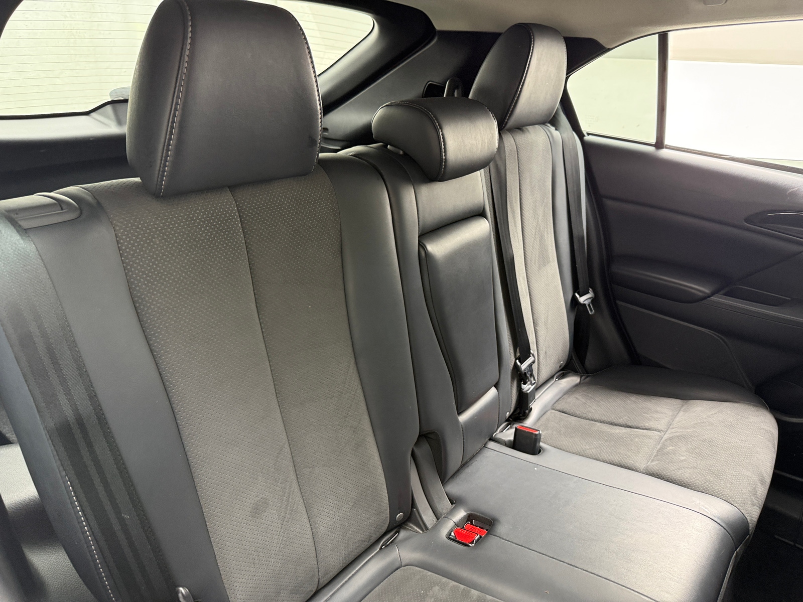 Thumbnail: 2024 Mitsubishi Eclipse Cross - 6