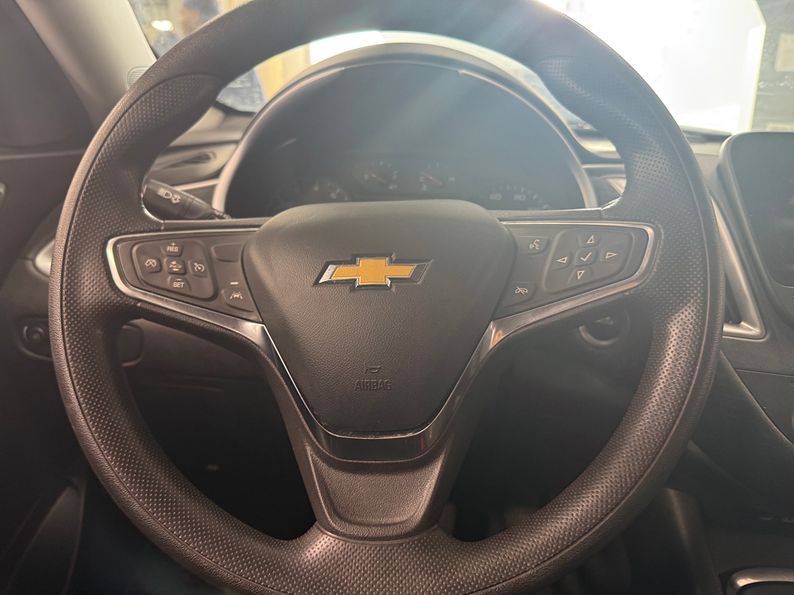 Thumbnail: 2023 Chevrolet Malibu - 5