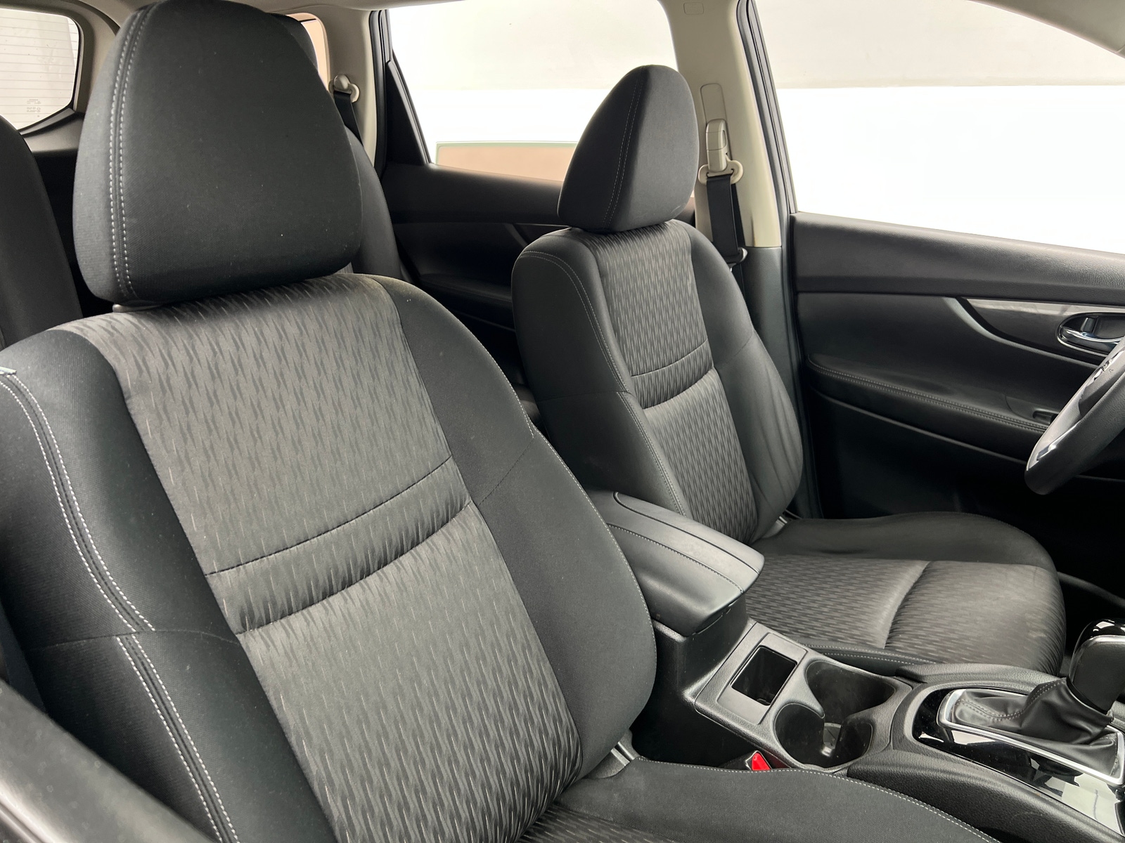 Thumbnail: 2018 Nissan Rogue - 2