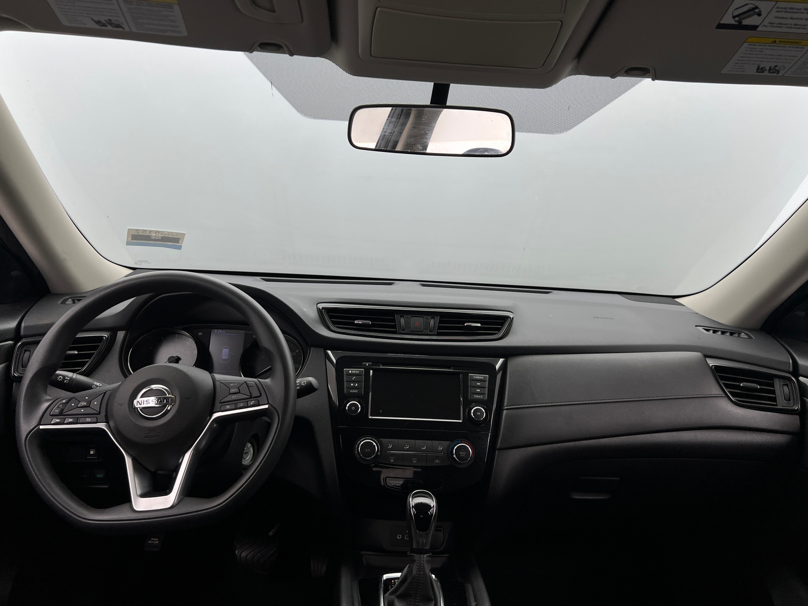 Thumbnail: 2018 Nissan Rogue - 3