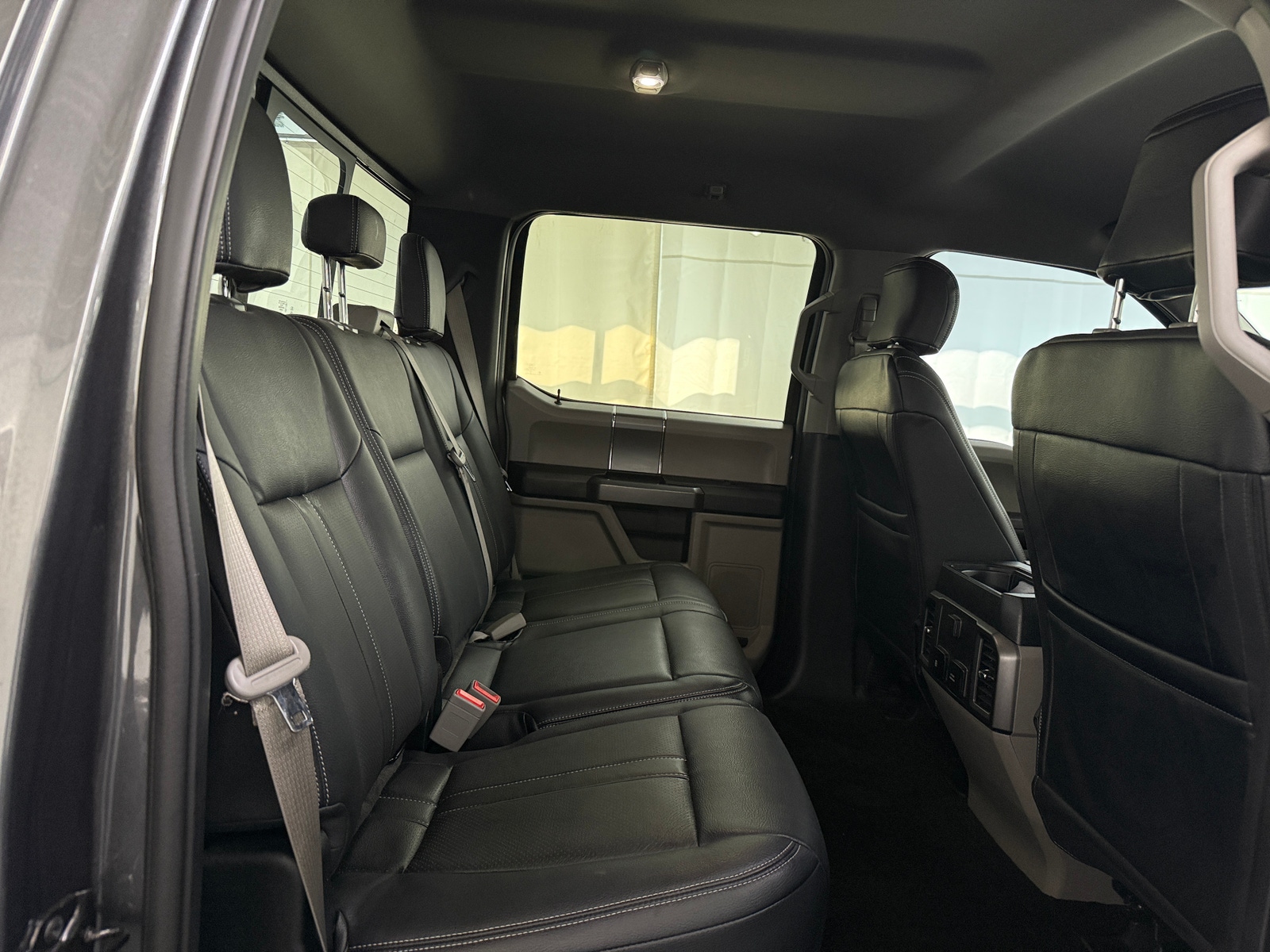 Thumbnail: 2019 Ford Econoline - 6