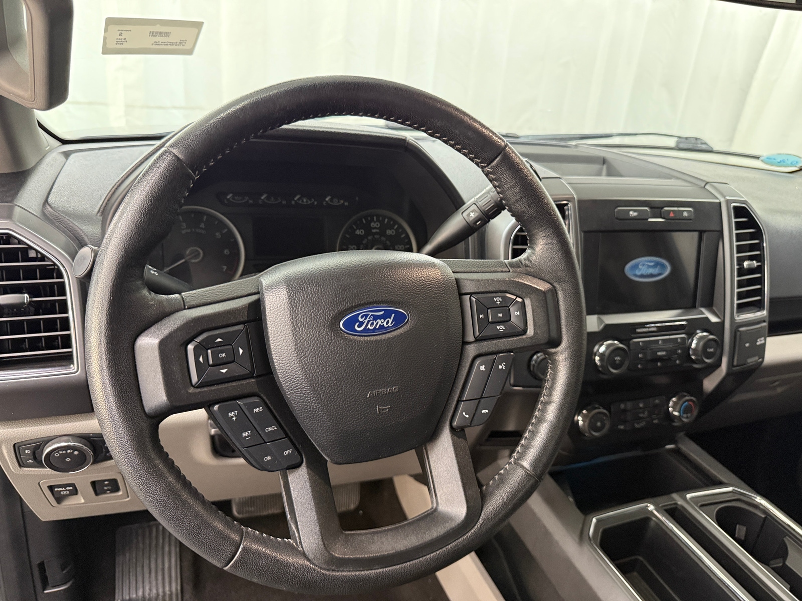 Thumbnail: 2019 Ford Econoline - 5