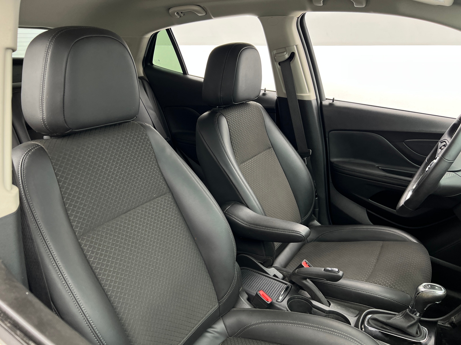 Thumbnail: 2020 Buick Encore - 2