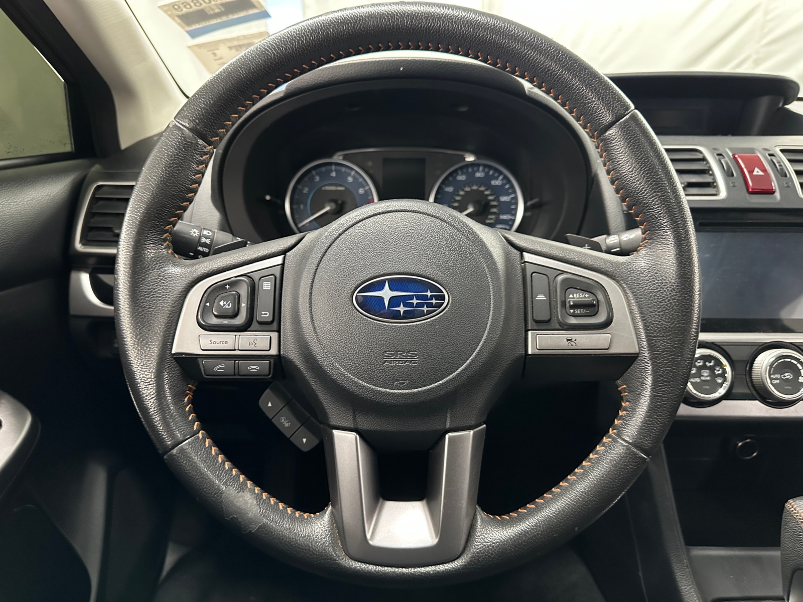 Thumbnail: 2017 Subaru Crosstrek - 4