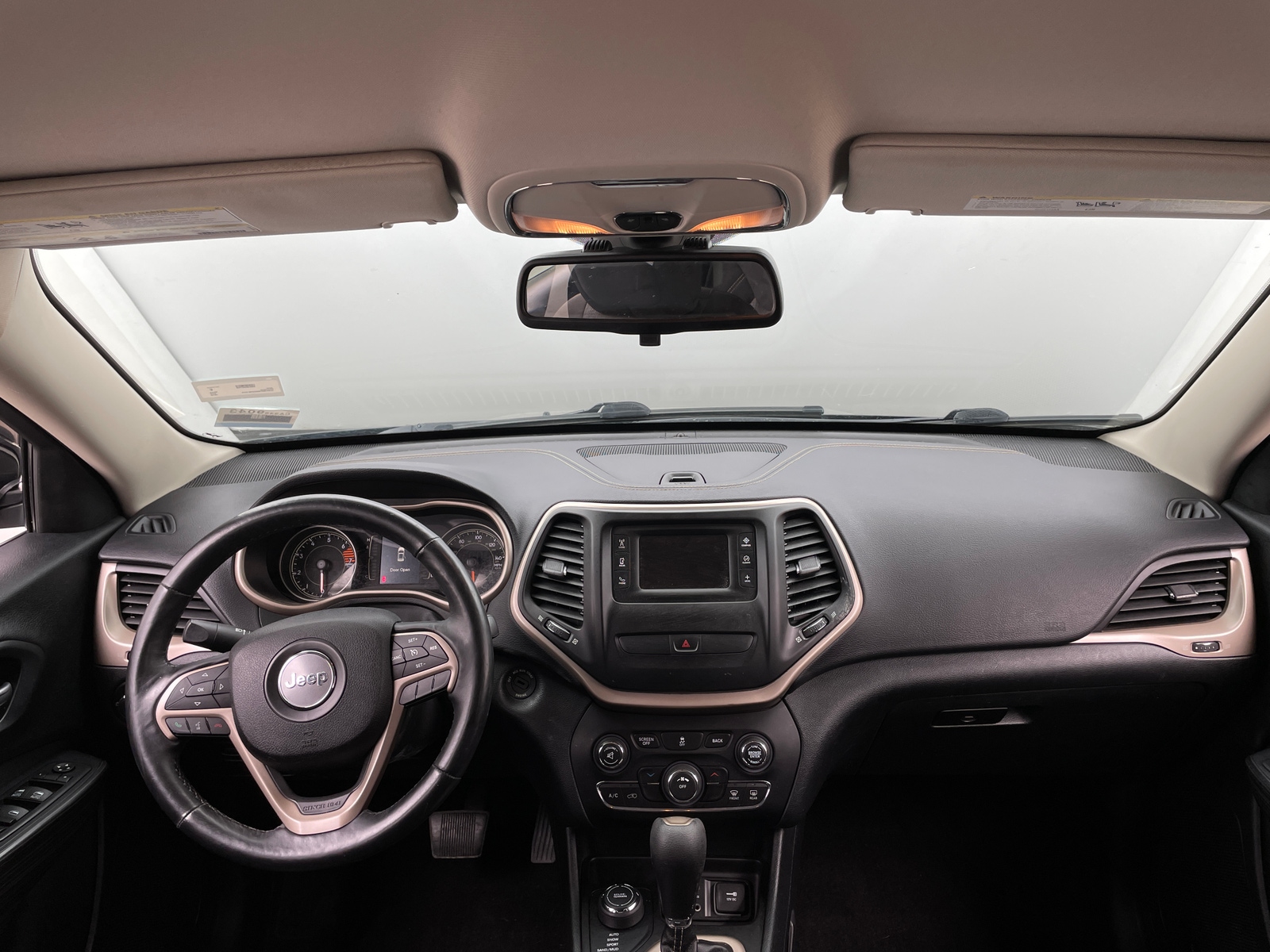 Thumbnail: 2016 Jeep Cherokee - 3